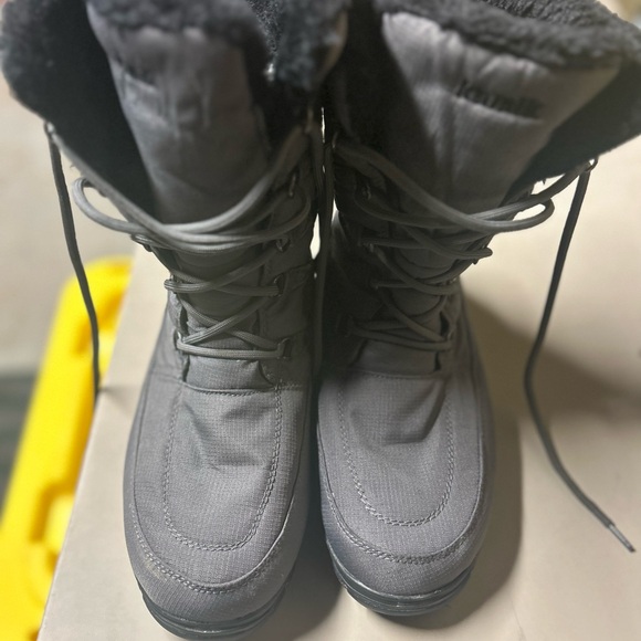 Kamik Women’s Snowboots Brooklyn Size 10 - Picture 2 of 7